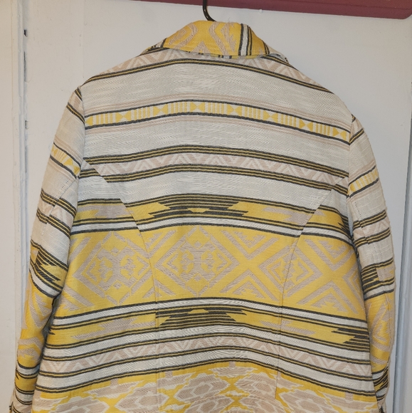 Jacket - Picture 2 of 3